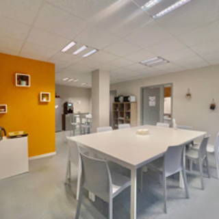 Bureau privé 19 m² 5 postes Location bureau Rue Saint-Simon Lyon 69009 - photo 1